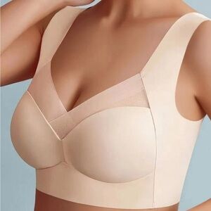 Seamless Cream Super Slim Bra